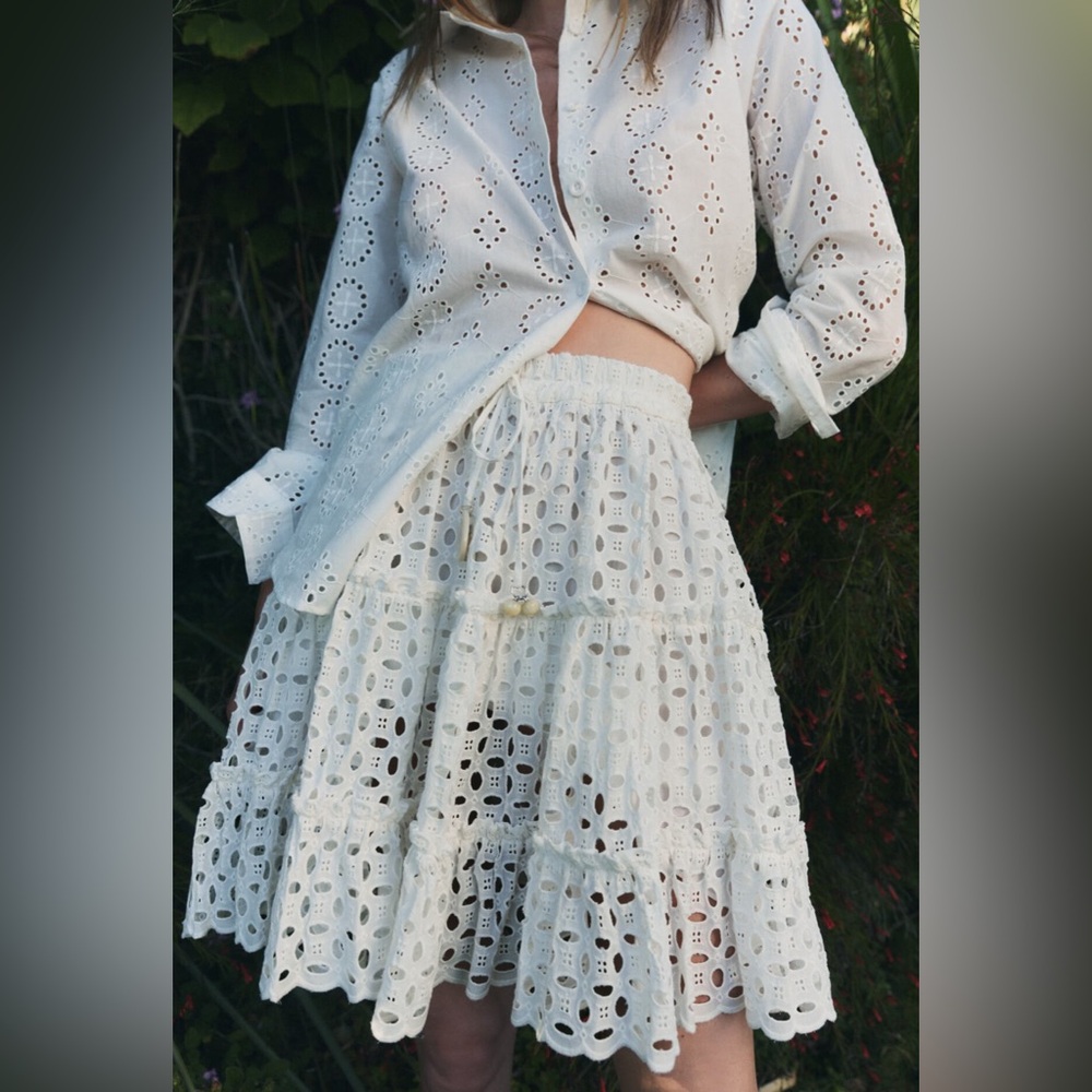 NEW ZARA WHITE OPENWORK EMBROIDERED FLARE SKIRT